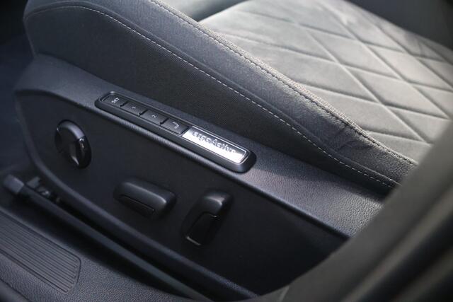 Volkswagen GOLF 1.4 eHybrid Style LED+/Navi/Massage/Camera/Elek. stoel/ACC/Dab+/