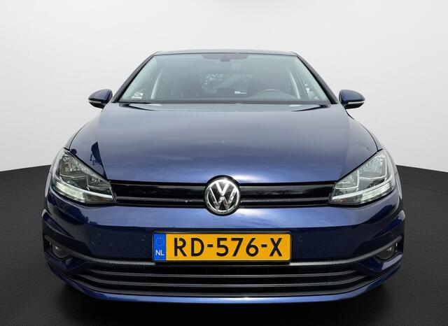Volkswagen GOLF 1.5 TSI 130PK COMFORTLINE BUSINESS VELOURS/NAVI/ACC/CARPLAY