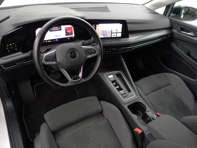 Volkswagen GOLF 1.5 eTSI R Performance Aut- Panoramadak, Stuur/Stoelverwarming, Sfeerverlichting, Memory, Ergo Active, Carplay