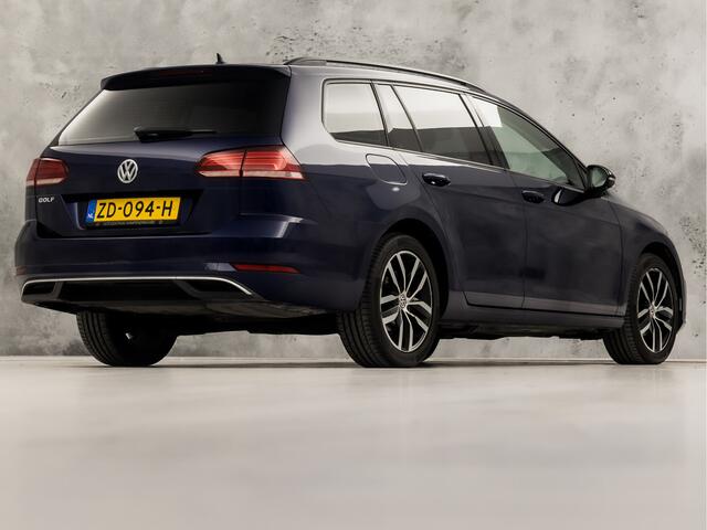 Volkswagen GOLF Variant 1.0 TSI Sportline 116Pk Automaat (GROOT NAVI, APPLE CARPLAY, CLIMATE, ADAPTIVE CRUISE, PARKEERSENSOREN, LM VELGEN, NIEUWE APK, NIEUWSTAAT)