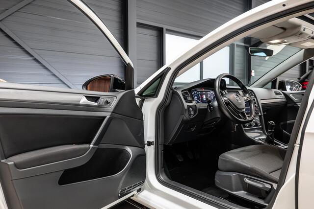 Volkswagen GOLF 1.0 TSI Highline R Line | Schuifdak