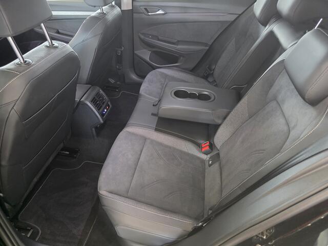 Volkswagen GOLF 1.5 eHybrid Style BTW |Carplay|Cruise Control|