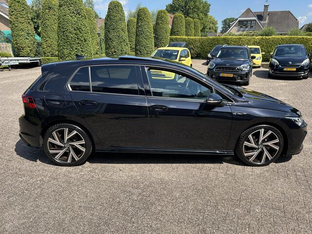 Volkswagen GOLF 1.5 eTSI R-Line Panodak