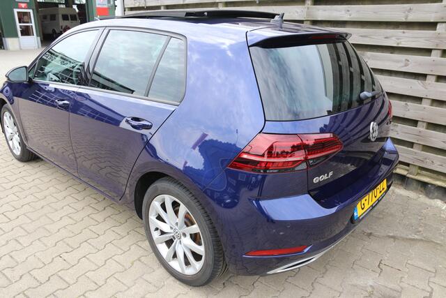 Volkswagen GOLF 1.5 TSI Highline / Panoramadak / Cruise / Climate / Apple carplay