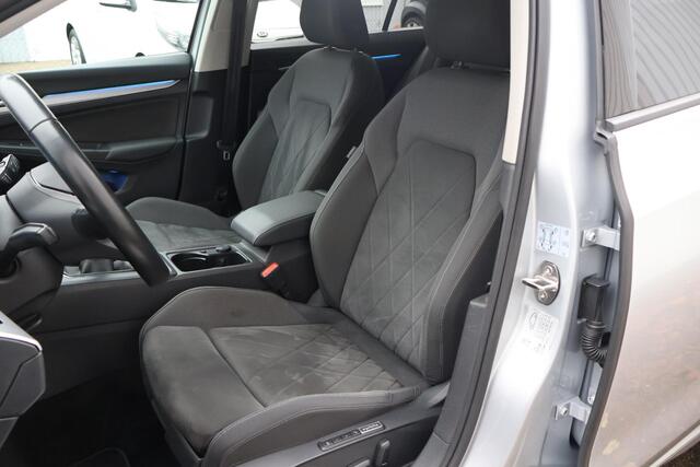 Volkswagen GOLF 1.0 TSI Life Business