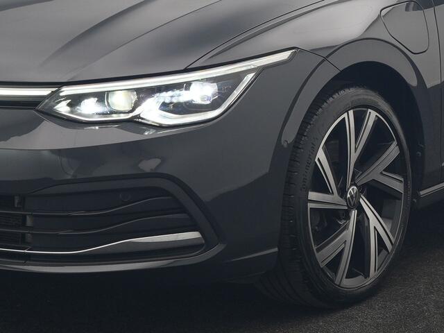 Volkswagen GOLF 1.4 eHybrid Style PHEV 204pk Dealer O.H. | Trekhaak Af Fabriek | Panodak | Adaptive Cruise | Camera | IQ Light | Alcantara Sportstoelen Memory & Massage | Sfeerverlichting | Apple Carplay | Stoelen & Stuur Verwarmd | Blis | Keyless | Plug In Hybrid |
