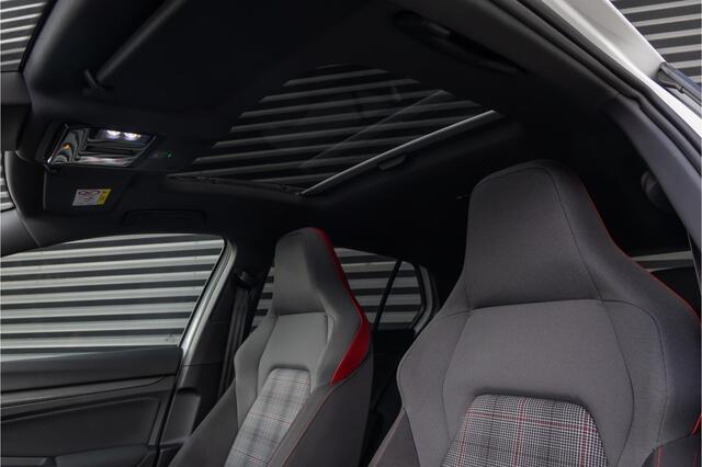 Volkswagen GOLF 2.0 TSI GTI Pano-H/K-IQLight