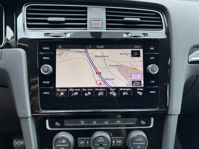 Volkswagen GOLF 1.5 TSI 150 PK R LINE VIRTUAL COCKPIT CAMERA ADAPT HIGHLINE CRUISE NAVI ECC TREKHAAK