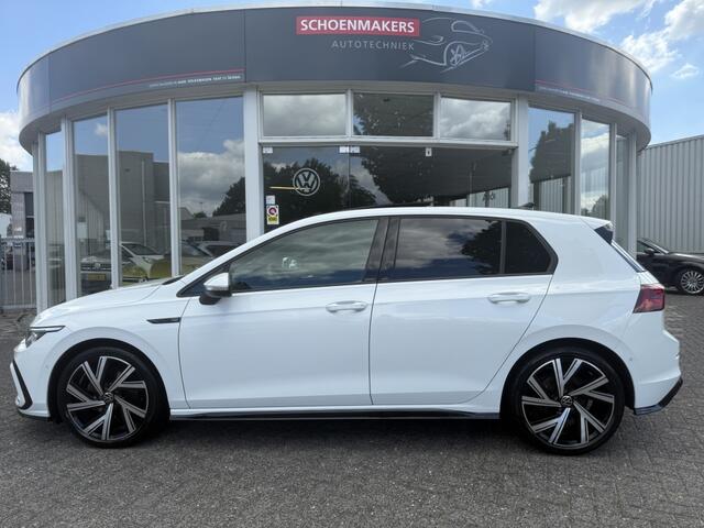 Volkswagen GOLF 8 1.5 eTSI R-Line Bns