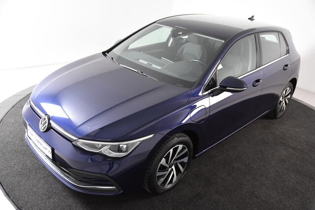 Volkswagen GOLF VIII 1.4 eHybrid *1ste eigenaar*Massage*Leer*