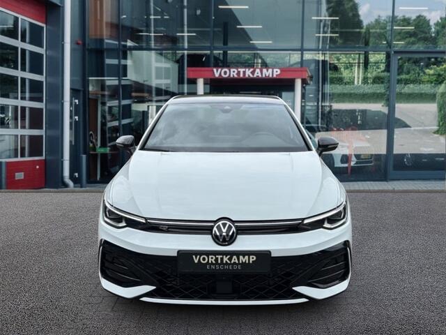 Volkswagen GOLF 1.5 eTSI DSG R-LINE 360CAMERA/ACC/STOEL+STUURVERW/CARPLAY