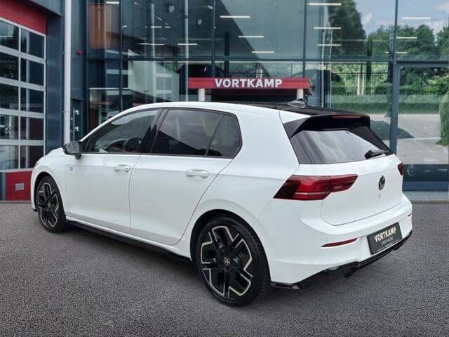 Volkswagen GOLF 1.5 eTSI DSG R-LINE 360CAMERA/ACC/STOEL+STUURVERW/CARPLAY