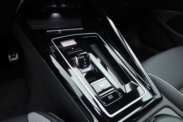 Volkswagen GOLF 1.5 eHybrid GTE 272pk | Pano | Stoelventi. | Elek. Trekhaak | Memory | IQ. Light | 360cam | 18'' | Leder | Dodehoek. | Apple CarPlay