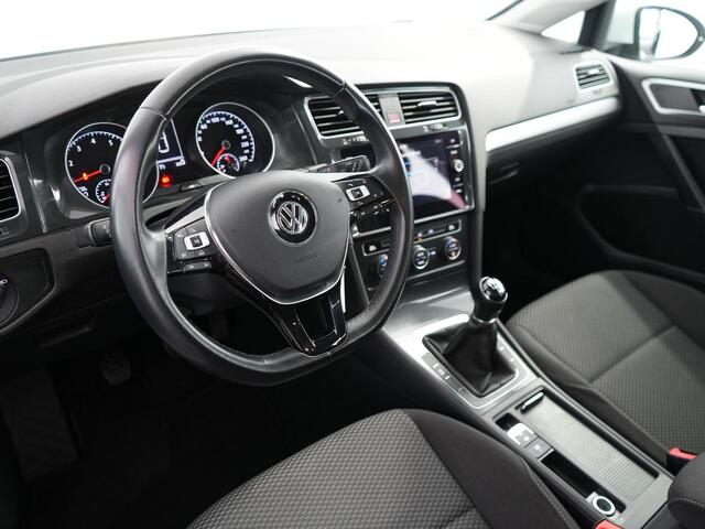 Volkswagen GOLF 1.0 TSI Comfortline | Clima | Navi | Lm | Carplay