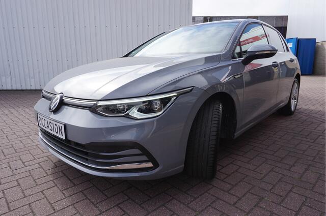 Volkswagen GOLF 1.5 TSI Style