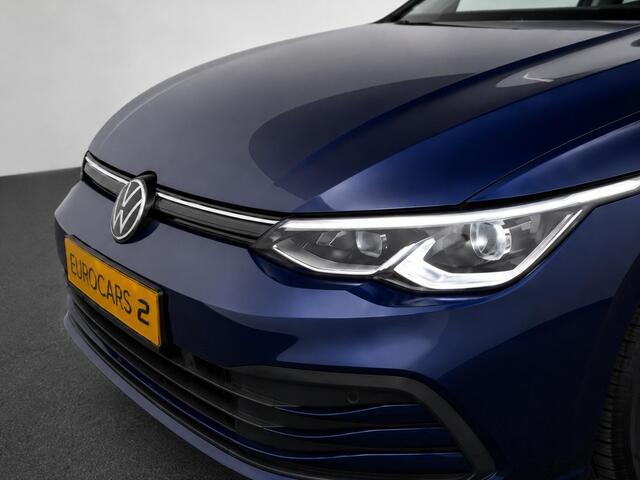 Volkswagen GOLF Variant 1.5 eTSI Life Business Trekhaak Airco ECC Navi Carplay Adaptive Cruise Control Full LED Stoel/stuurwielverwarming PDC VA+ Camera DAB+ Virtual Cockpit Privacy Glass