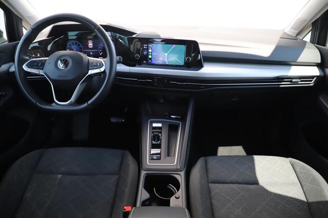 Volkswagen GOLF 1.0 eTSI Life Business Automaat NAP Adaptive Cruise 16 inch LMV Navigatie Sfeerverlichting Climate LED