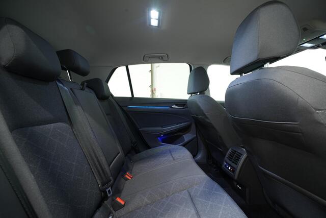 Volkswagen GOLF 1.0 TSI Life Business | Ambienteverlichting | Carplay | Stoelv. | Parkeersensoren |
