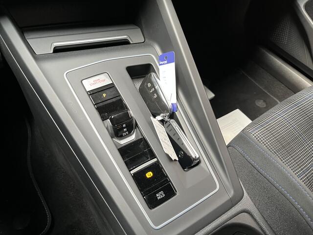 Volkswagen GOLF 1.4 eHybrid GTE / AUTOMAAT/ 245 PK/ PANO/ PARK.SENSOR.V+A/ STUUR+STOELVERWARM./ APP-CONNECT/ ACC/ KEYLESS/ DIGITAL DASH/ RIJ-MODI/ NAVI/ DAB/ CLIMA/ LED/ 17'' LMV