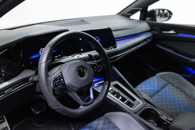 Volkswagen GOLF 2.0 TSI 4Motion R Akrapovic, Head up Display,