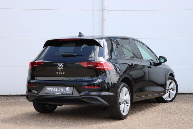 Volkswagen GOLF 1.5 eHybrid Life Edition 204pk DSG6 | SOH 100% |