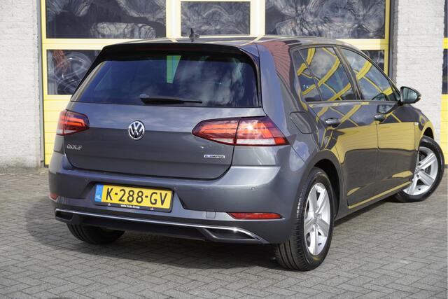 Volkswagen GOLF 1.5 TSI 131PK! 5drs Comfortline Business BJ2020 Lmv 16" | Led | Pdc | Navi | App-Connect | Climate control | Cruise control | Stuurbekrachtiging | Extra getint glas
