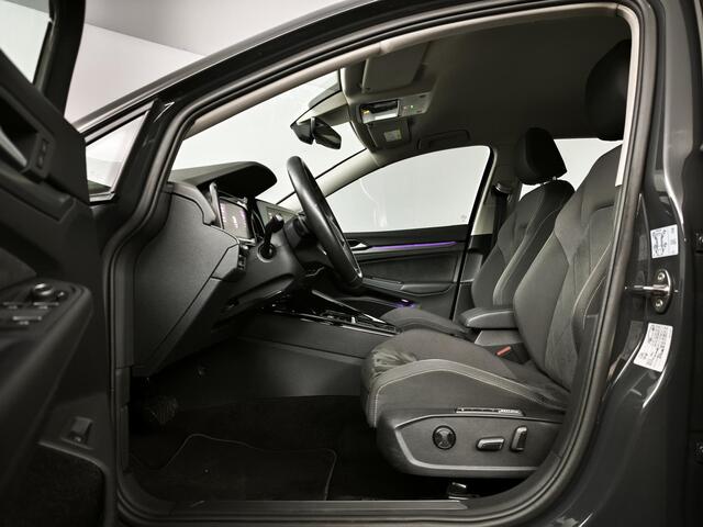 Volkswagen GOLF 1.4 eHybrid Style | Adaptieve cruise control | Camera |