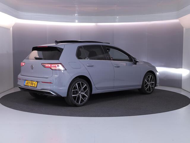 Volkswagen GOLF 1.5 eHybrid Style Edition Navi| Pano.dak|