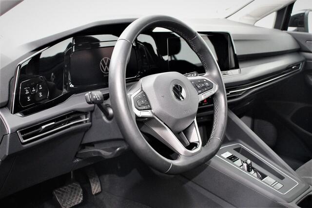 Volkswagen GOLF 1.5 eTSI 150pk DSG Style Navigatie Climate Control Led Adaptieve Cruise Control Led Digitale Cockpit Extra getint glas Apple Carplay/ Android Auto