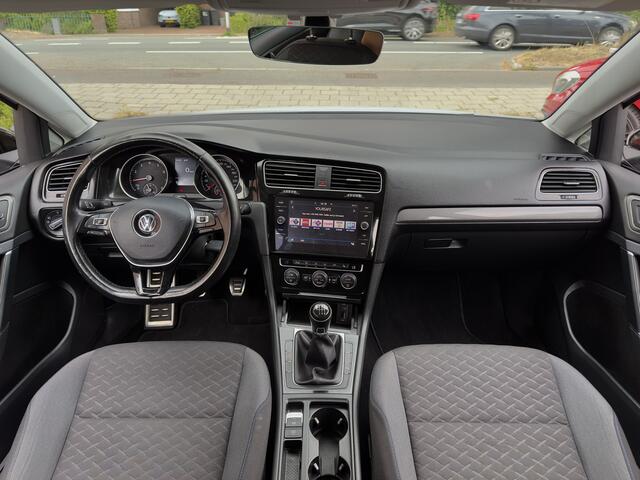 Volkswagen GOLF 1.0 TSI GTI-STYLING 131D.KM NAVI AIRCO APPLE-CARPLAY LED PARK-ASSIST LMV PDC
