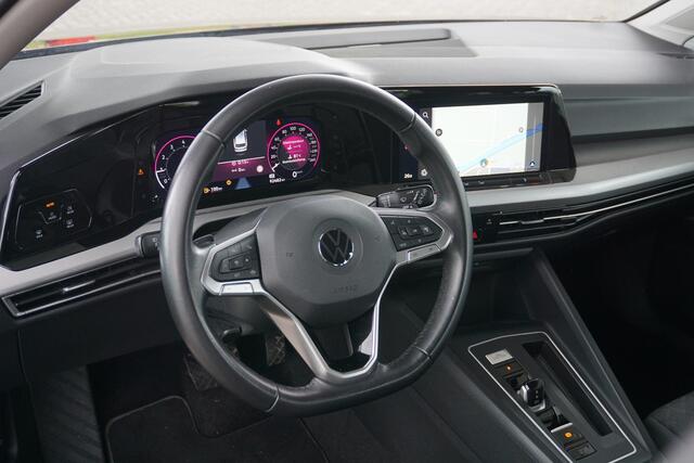 Volkswagen GOLF Variant 1.0 eTSI Life