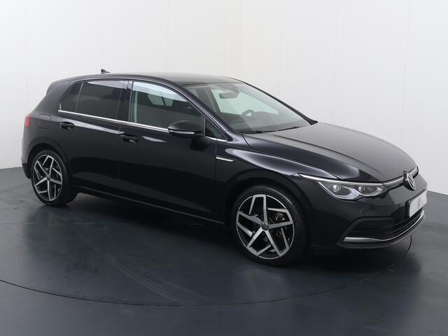 Volkswagen GOLF 1.5 eTSI Style | 150 PK | Automaat | Adaptive Cruise Control | Achteruitrijcamera | Matrix LED | Dodehoek detectie | Keyless Entry | Navigatiesysteem |