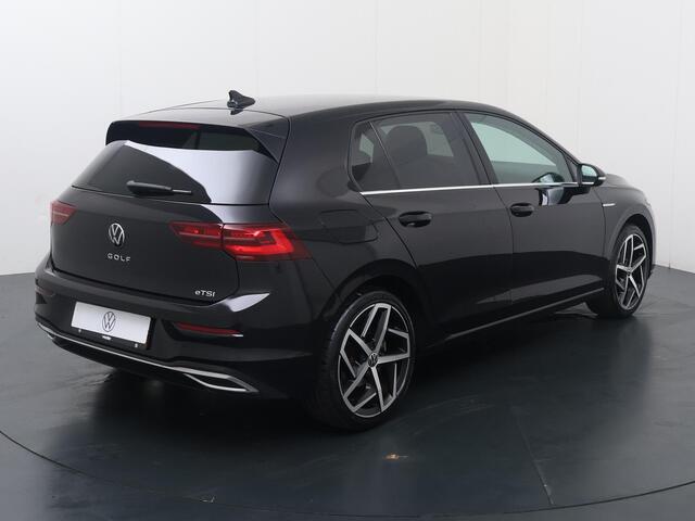 Volkswagen GOLF 1.5 eTSI Style | 150 PK | Automaat | Adaptive Cruise Control | Achteruitrijcamera | Matrix LED | Dodehoek detectie | Keyless Entry | Navigatiesysteem |