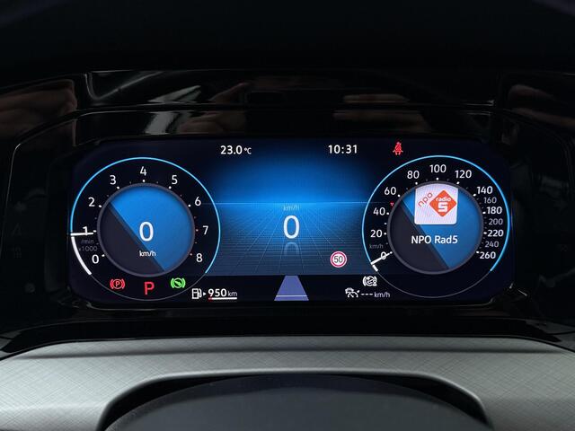 Volkswagen GOLF 1.0 eTSI Life | 110 PK | Automaat | Adaptive Cruise Control | Achteruitrijcamera | Climate Control | Navigatiesysteem | Apple Carplay/Android Auto |