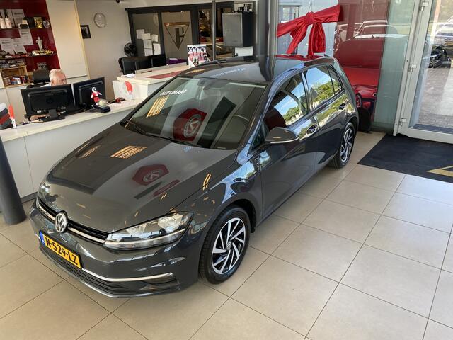 Volkswagen GOLF 1.5 TSI Highline,Automaat,Navigatie,Parkeerassistent,Climate&Cruisecontrol Adaptief,Spraakbediening,Comfortstoelen met Stoelverwarming,V&A Sensoren,16 Inch Lmv