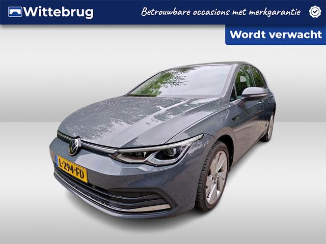 Volkswagen GOLF 1.5 eTSI Style / AUTOMAAT/ MEMORY SEAT/ CLIMA/ PARK. SENSOREN + CAMERA/ NAVI/ LED