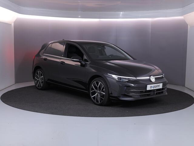 Volkswagen GOLF 1.5 eHybrid 50 Edition 204 pk Automaat (DSG) | Verlengde garantie | Navigatie | Parkeersensoren | Achteruitrijcamera | Adaptieve cruise control | Stoelverwarming |