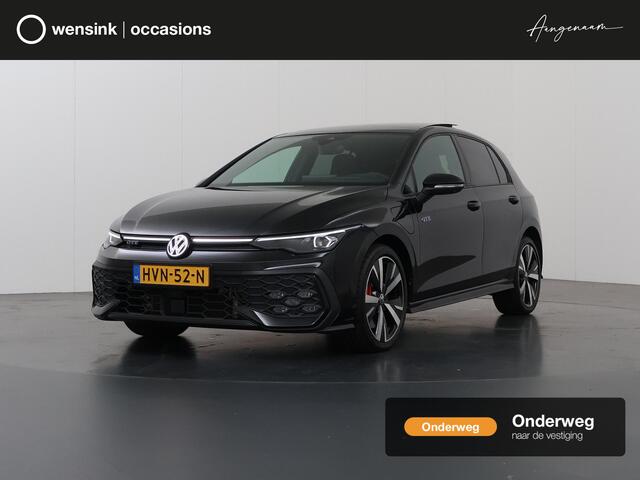 Volkswagen GOLF 1.5 eHybrid GTE | SOH 99% | Panormadak | HUD | Sportstoelen | Navigatie | Virtual Cockpit | 360 Camera | DAB | Matrix LED | Adaptieve Cruise Control | Ele.wegklapbare trekhaak |