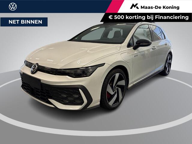 Volkswagen GOLF 1.5 eHybrid 272pk DSG GTE · Panoramadak · Camera · Inklap. Trekhaak · Leder Vienna · Head-Up Display · Stuur-& Stoelverwarming + verkoeling · Garantie t/m 15-06-2030 of 100.000km