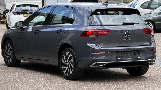 Volkswagen GOLF 1.4 eHybrid