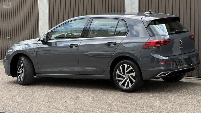 Volkswagen GOLF 1.4 eHybrid