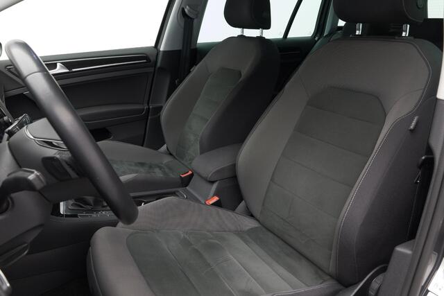 Volkswagen GOLF 1.5 TSI Highline Business R |Massage|Carplay|Navi|LED|