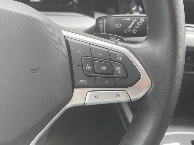 Volkswagen GOLF 1.5 eTSI 130PK DSG Life / Panoramadak / Trekhaak / Digital Cockpit Pro / App Connect / 17'' LMV / VW