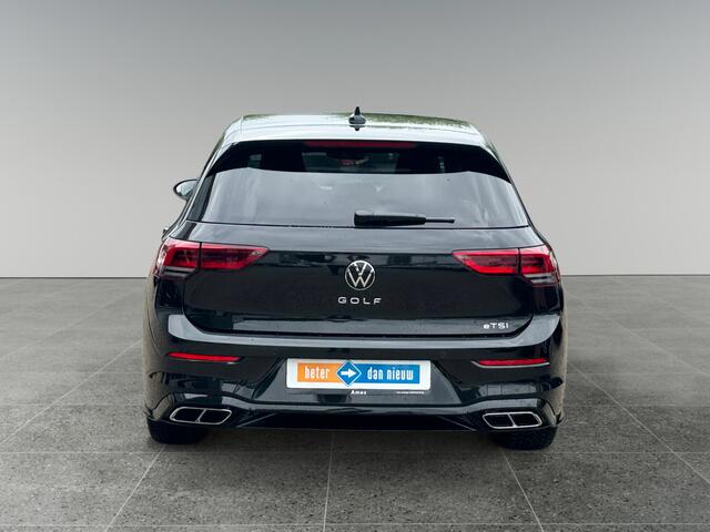 Volkswagen GOLF 1.5 130pk eTSI R-Line Business Parkeersensoren voor en achter | Adaptive Cruise Control | Automarische airconditioning 'Climatronic'