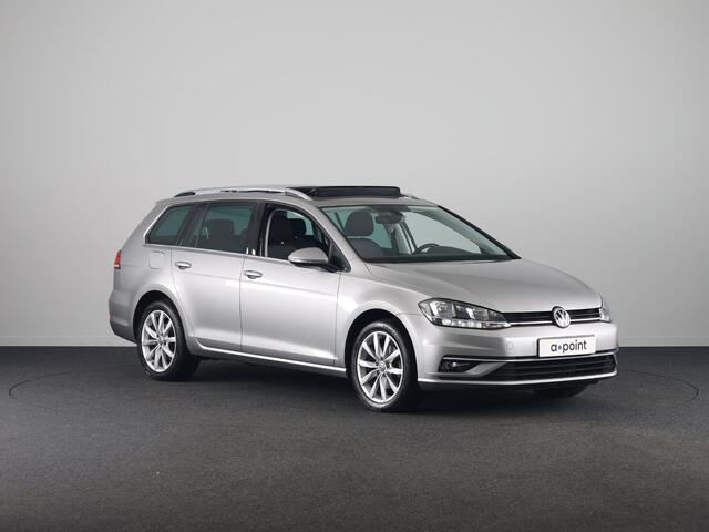 Volkswagen GOLF Variant 1.0 TSI Highline 115PK | Panoramadak | Digitaal dashboard | Navigatie | Stoelverwarming