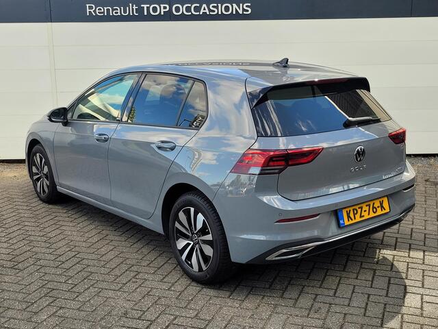 Volkswagen GOLF 1.5 eTSI Life Business | Navigatie | Winter Pack | Digital Cockpit | Dealer Onderhouden