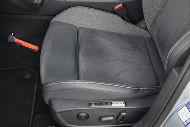 Volkswagen GOLF Variant 1.5 TSI Life Business Facelift, Memory, Camera, Adaptive cruise, Carplay, N.A.P,