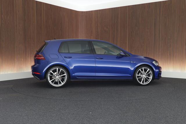 Volkswagen GOLF 1.0 TSI 110pk DSG R-Line Highline Trekhaak LED Camera Virtual cockpit Adaptive cruise Stoelverwarming