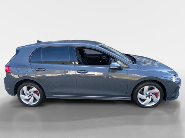 Volkswagen GOLF 1.4 eHybrid GTE | Automaat | Kuipstoelen | Camera | Dodehoek Detectie | Cruise Control Adaptief | Climate Control | Keyless | DAB