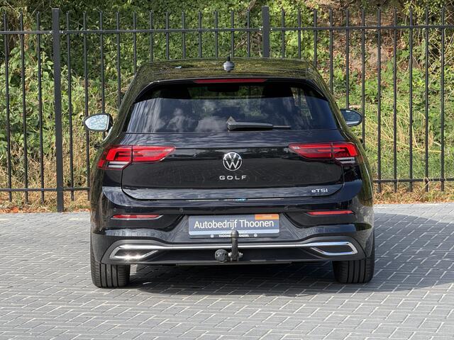 Volkswagen GOLF 1.5 eTSI Style 150 pk | pano | trekhaak | 18"